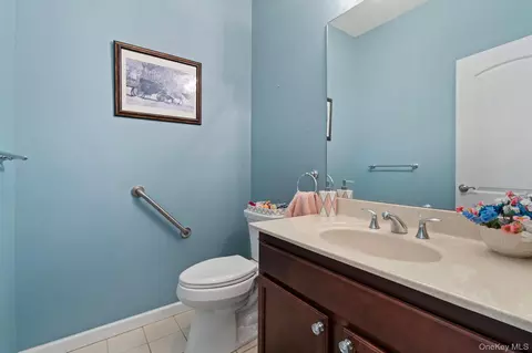 Other - 156 Stoneleigh Dr, Riverhead, NY 11901 photo 1 of 11
