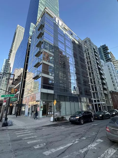 26-26 Jackson Ave #303, New York, NY 11101