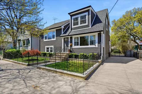 93 Fordham St, New York, NY 10464