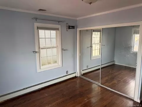 Bedroom - 75 S Bay Dr, Babylon, NY 11702 photo 2 of 2