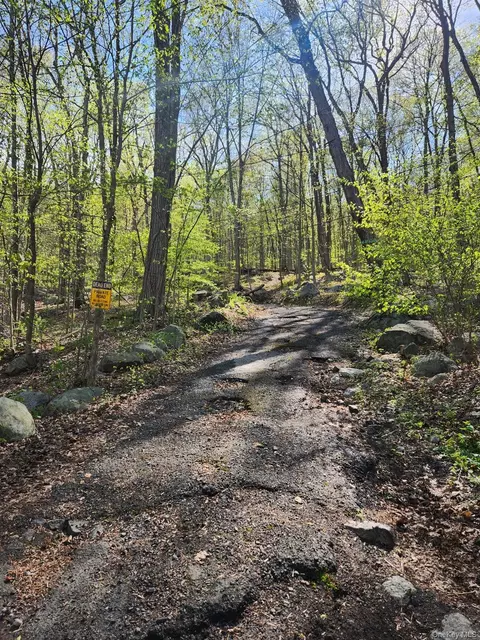 19 Brandt Rd, Ramapo, NY 10931