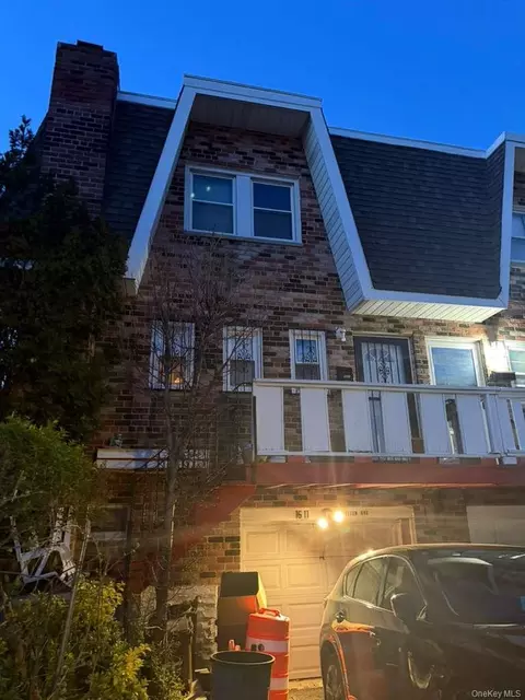 1611 Plainview Ave #0, Far Rockaway, NY 11691