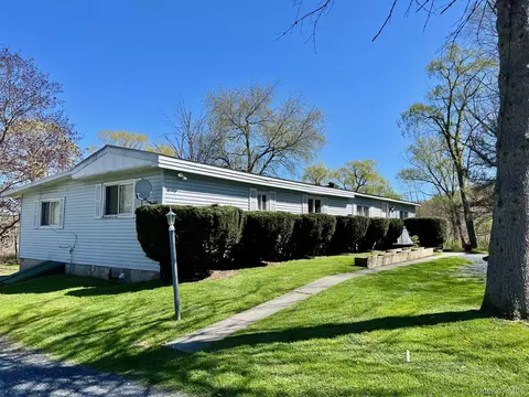 24 Wilson Eaton Rd, Amenia, NY 12501
