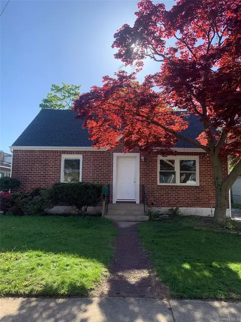 773 Nostrand Ave, Uniondale, NY 11553