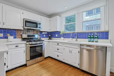 Kitchen - 541 Second Ave, Pelham, NY 10803 photo 4 of 5