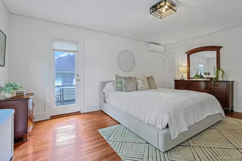 Bedroom - 541 Second Ave, Pelham, NY 10803 photo 2 of 4