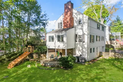 Exterior - 5 Wellyn Close, Yonkers, NY 10708 photo 5 of 11