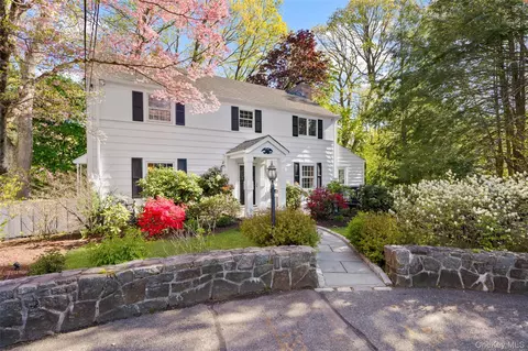 Exterior - 5 Wellyn Close, Yonkers, NY 10708 photo 3 of 11