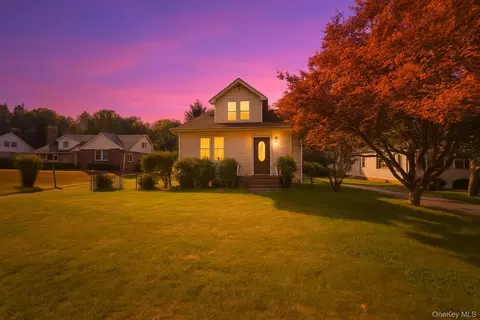 253 La Vista Dr, South Fallsburg, NY 12779