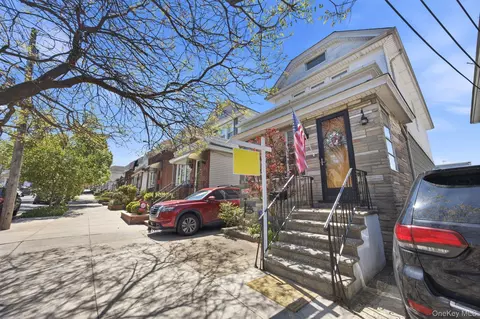 7824 86th St, New York, NY 11385