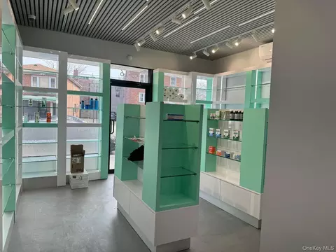 45-16 National St, New York, NY 11368