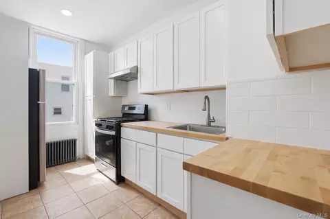 6508 Cooper Ave, New York, NY 11385