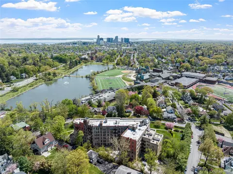 43 Calton Rd #2K, New Rochelle, NY 10804