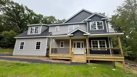 234 Shoddy Hollow Rd, Mount Hope, NY 10963