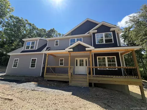 234 Shoddy Hollow Rd, Mount Hope, NY 10963