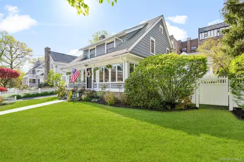 405 Cortlandt Ave, Mamaroneck, NY 10543