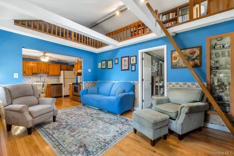 89 Gould Rd, Centereach, NY 11720