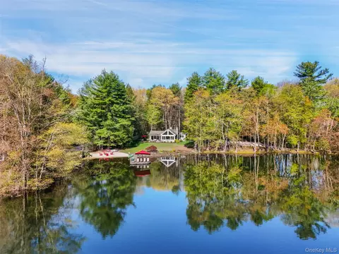 559 Pound Ridge Rd, Pound Ridge, NY 10576