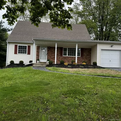 22 Wedgewood Dr, Goshen, NY 10924