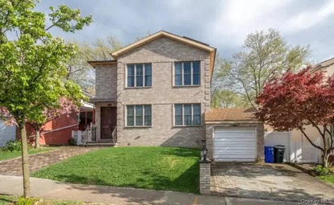 24814 Van Zandt Ave, New York, NY 11362