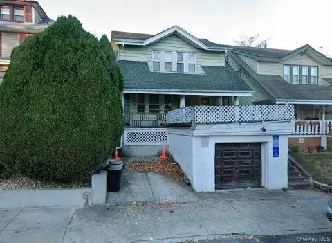 548 Davis Ave, Staten Island, NY 10310