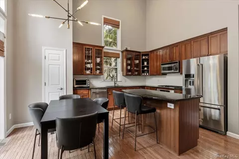 Kitchen - 67 Bellefair Rd, Rye Brook, NY 10573 photo 5 of 6