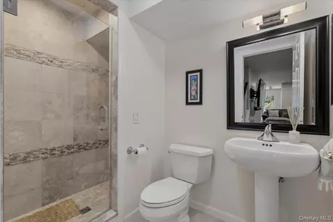 Bath - 67 Bellefair Rd, Rye Brook, NY 10573 photo 5 of 5