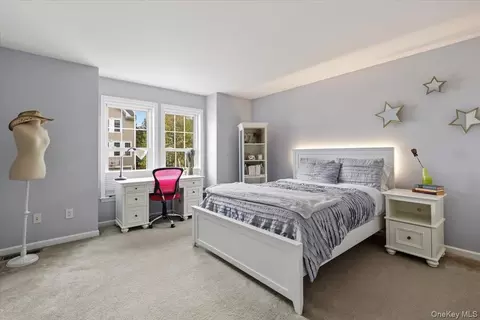 Bedroom - 67 Bellefair Rd, Rye Brook, NY 10573 photo 4 of 4