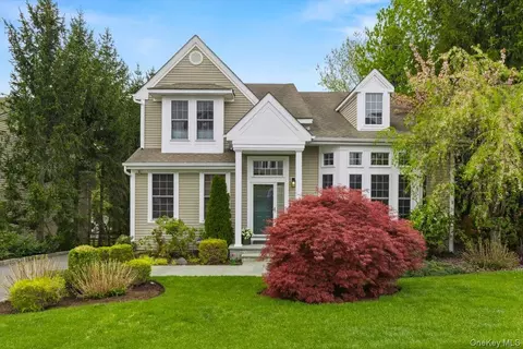 67 Bellefair Rd, Rye Brook, NY 10573