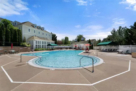 Exterior - 67 Bellefair Rd, Rye Brook, NY 10573 photo 8 of 9