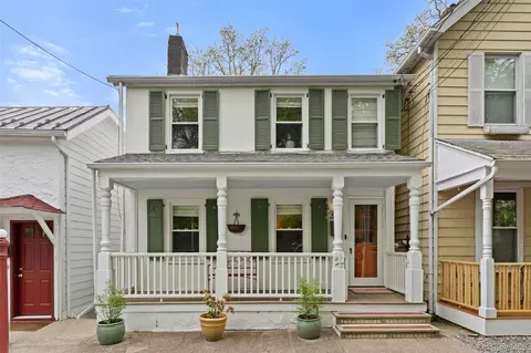 30 S Ferris St, Greenburgh, NY 10533