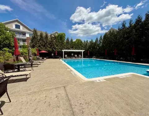 Exterior - 734 Regency Dr, Fishkill, NY 12524 photo 8 of 8