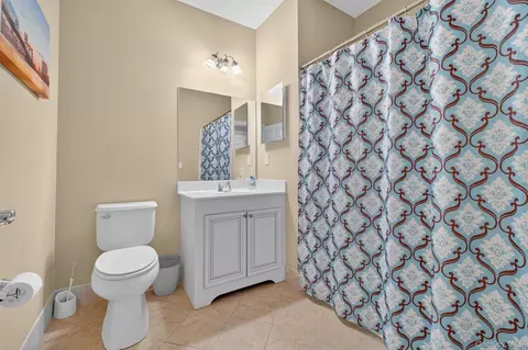 Bath - 734 Regency Dr, Fishkill, NY 12524 photo 3 of 3