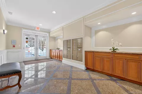 Entry Way - 734 Regency Dr, Fishkill, NY 12524 photo 1 of 5