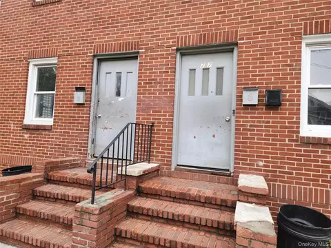 77-79 Albermarle Ave, Hempstead, NY 11550
