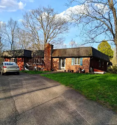 21 James Rd, Catskill, NY 12414