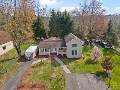 37 Northern Ave, Walden, NY 12586