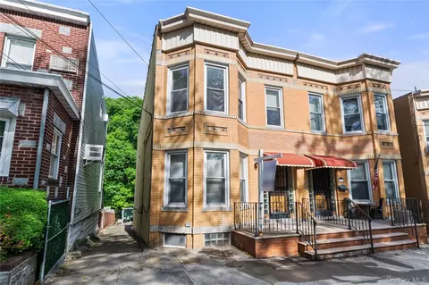 82-72 88th Pl, New York, NY 11385