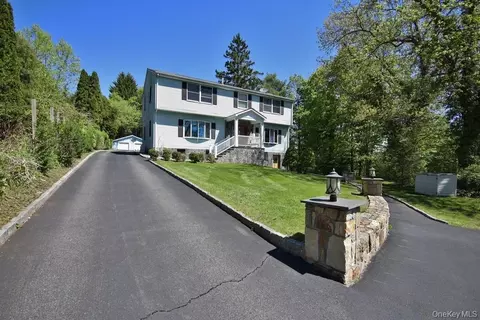 30 Granite Springs Rd, Yorktown Heights, NY 10598