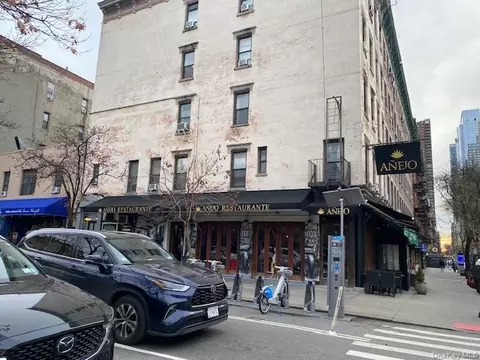 468 W 47th St, New York, NY 10036