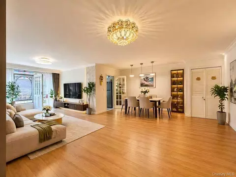 14430 Sanford Ave #1P, New York, NY 11355