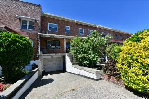 1707 Starr St, New York, NY 11385