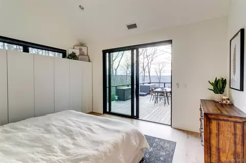 Bedroom - 72 Eagle View Rd, Tusten, NY 12764 photo 2 of 6