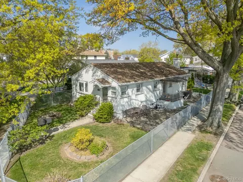 157-59 19th Ave, New York, NY 11357