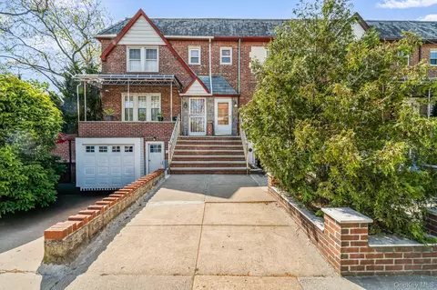 205-18 33rd Ave, New York, NY 11361