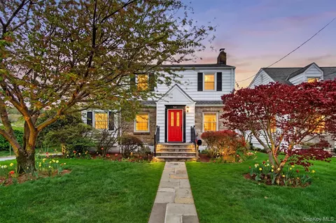 54 Seneca Ave, White Plains, NY 10603