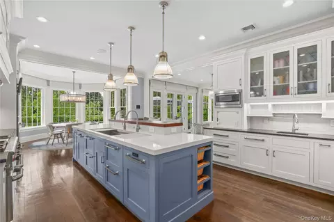 Kitchen - 6 Stone Bridge Rd, Purchase, NY 10577 photo 2 of 3