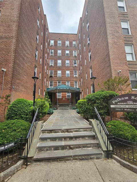 2107 Wallace Ave #4D, New York, NY 10462