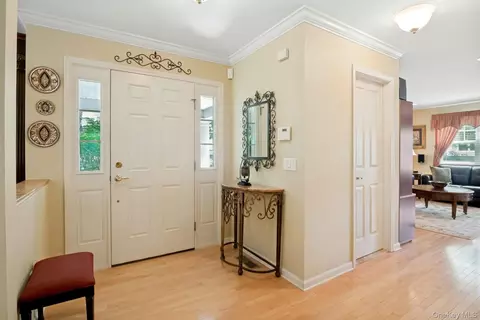 Entry Way - 81 Hillcrest Ln, Peekskill, NY 10566 photo 1 of 1