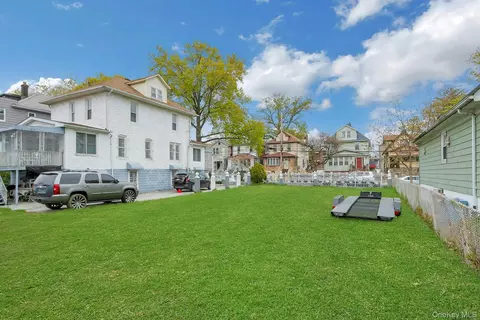511 Beach Ave, New York, NY 10473 photo 4